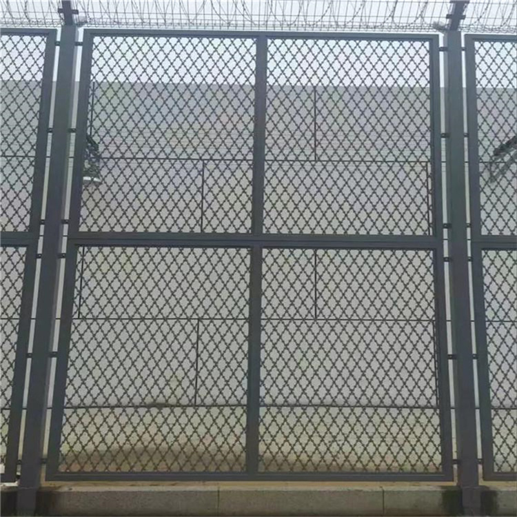 四川警戒围墙内外钢隔离网墙