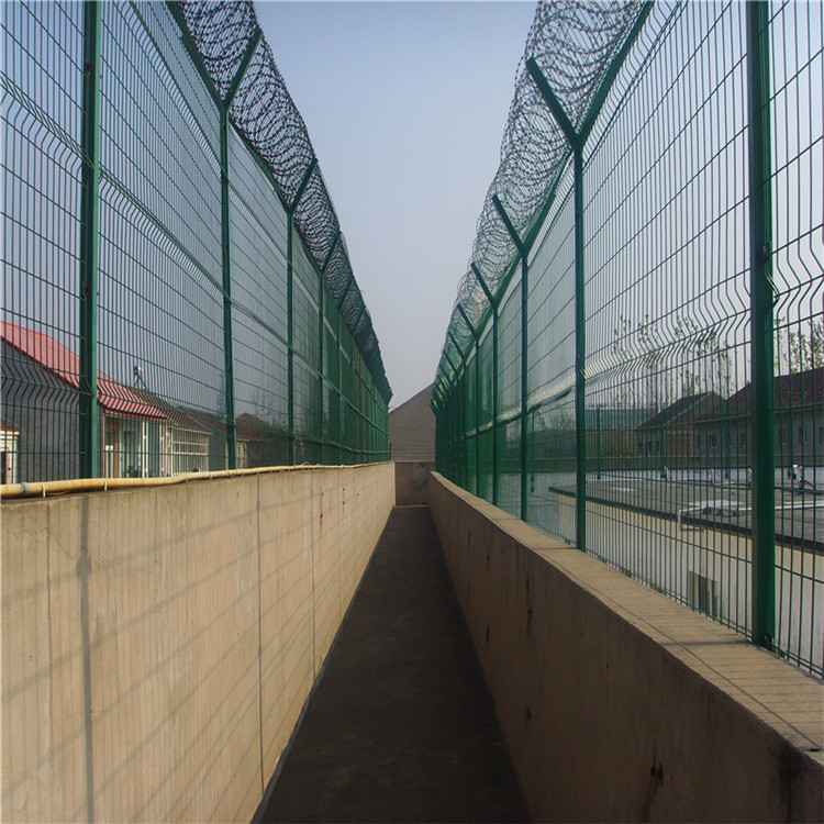 四川河北工厂监狱巡逻道钢网墙案例