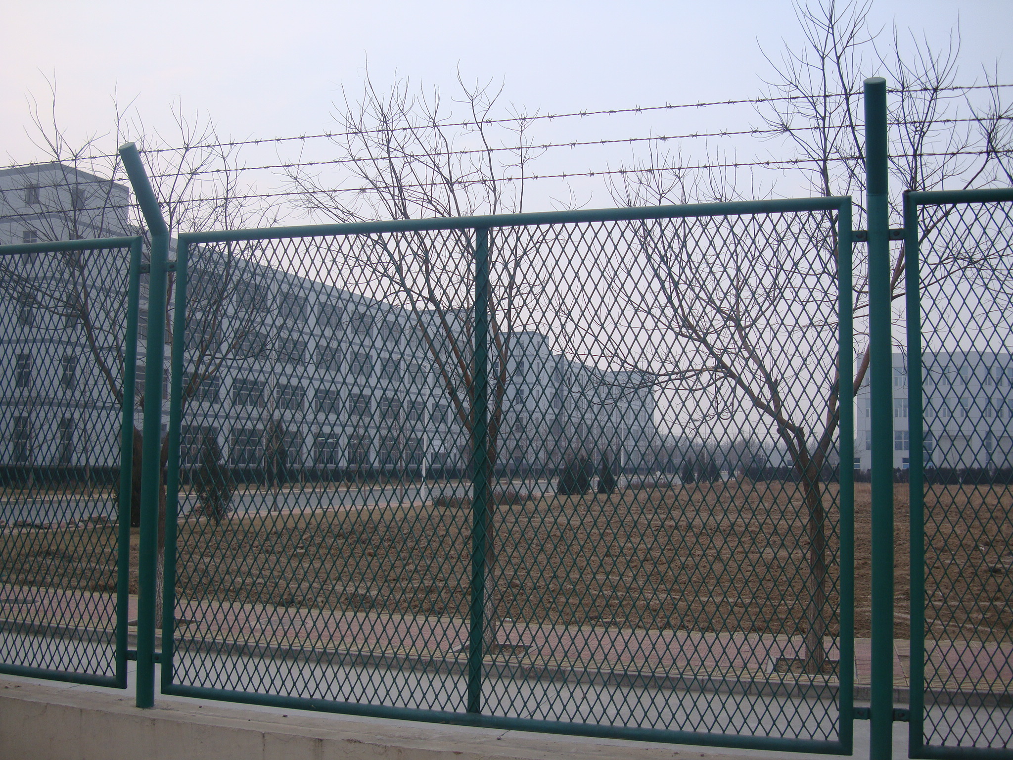 北京海关监管区隔离网案例